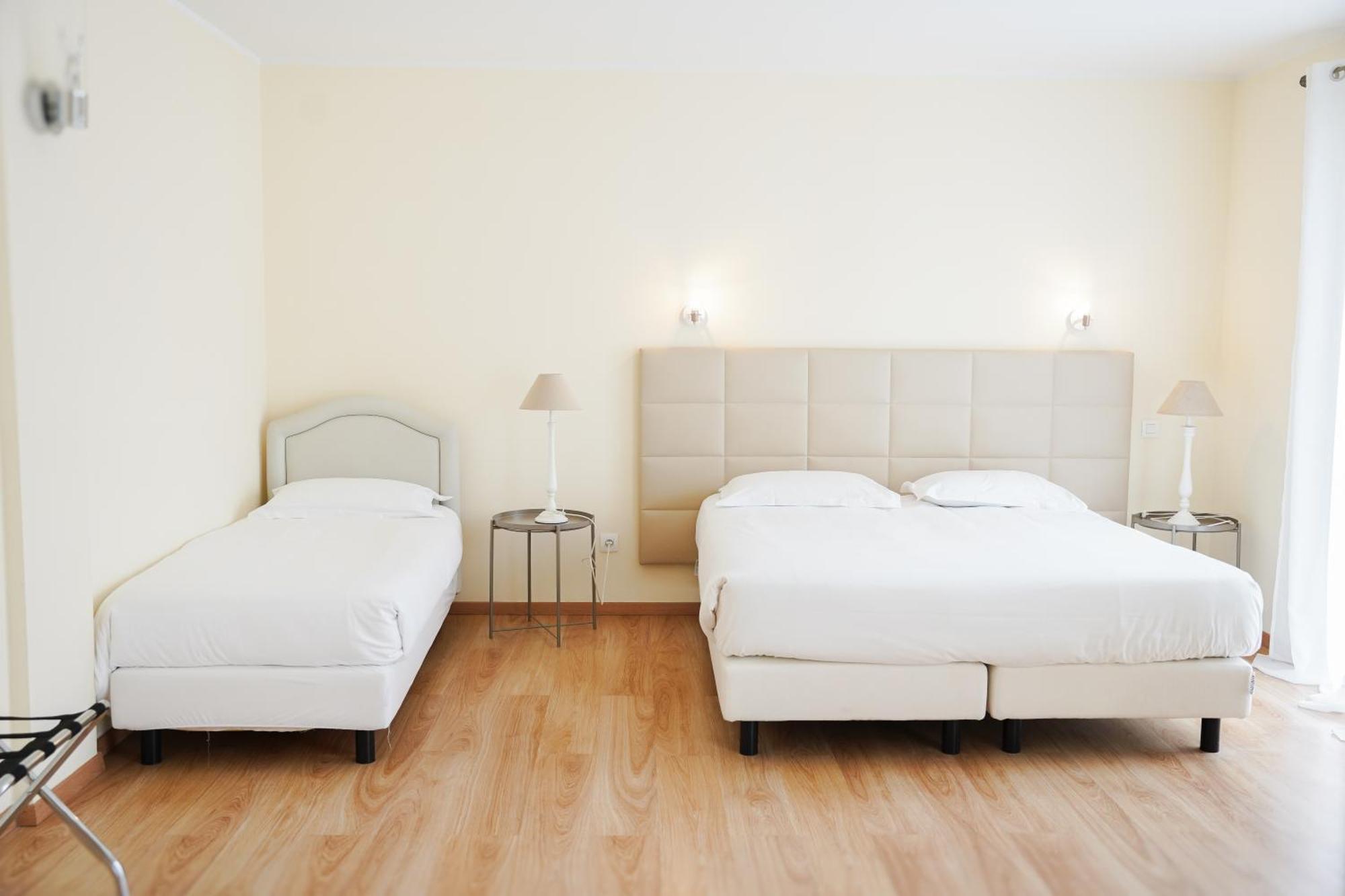 Castellu Hotel Lucciana  Bagian luar foto
